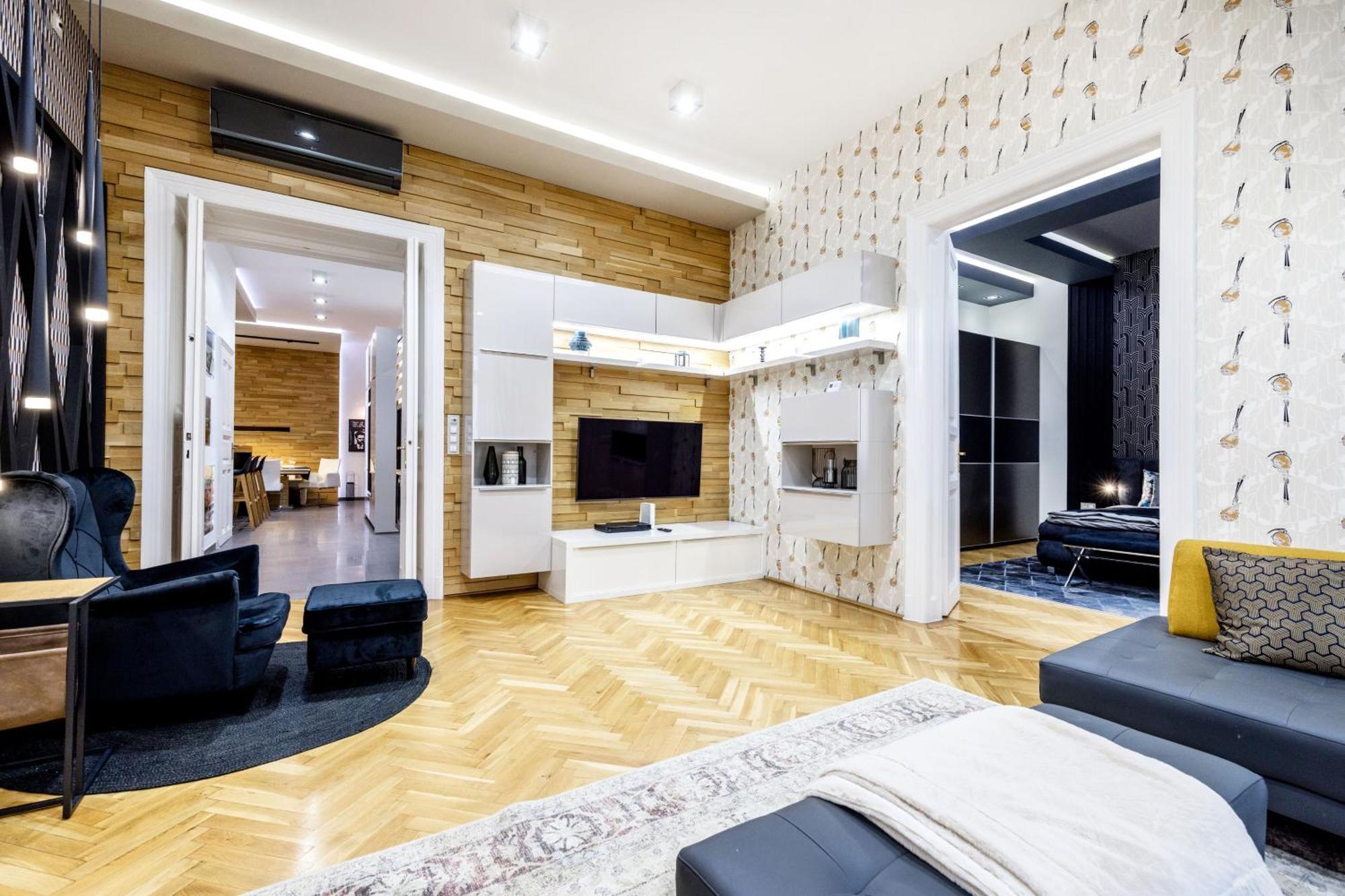 Spacious Designer With Premium Touches Apartment *