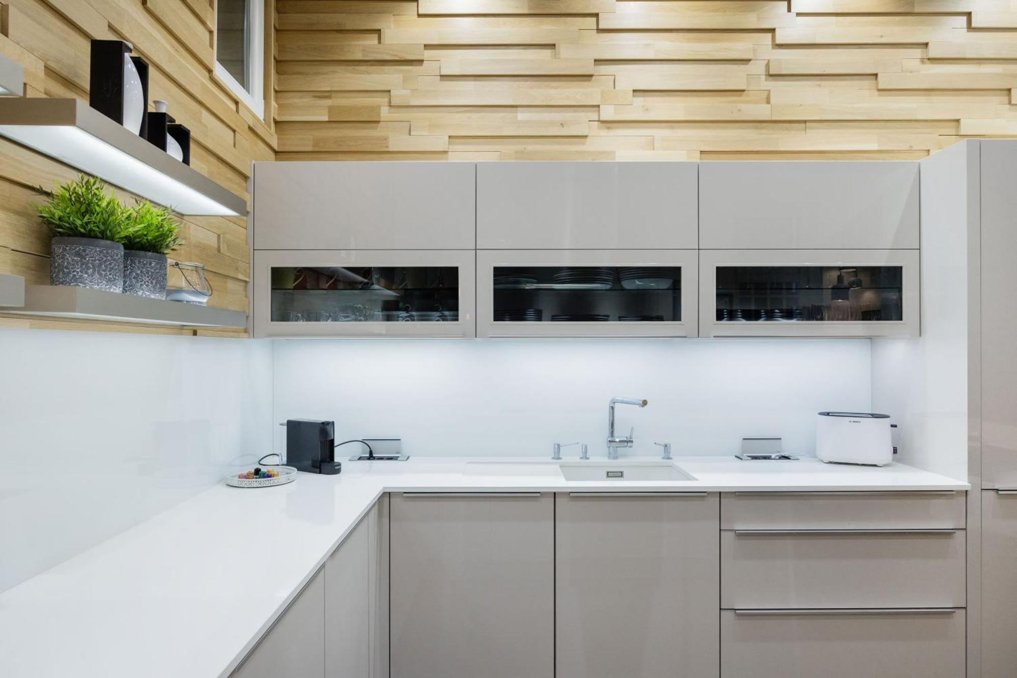Apartment Spacious Designer With Premium Touches