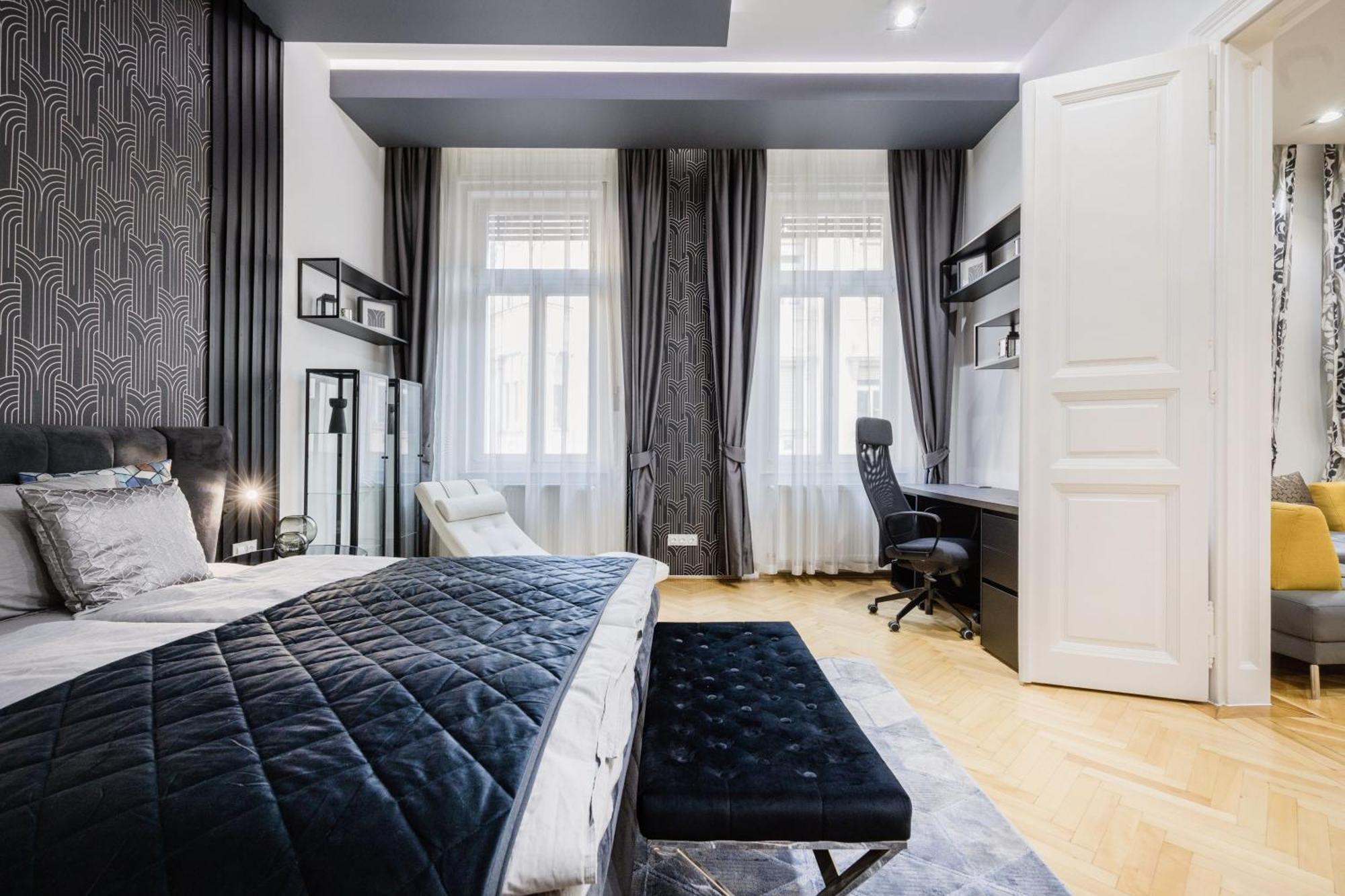 Apartman Spacious Designer With Premium Touches *